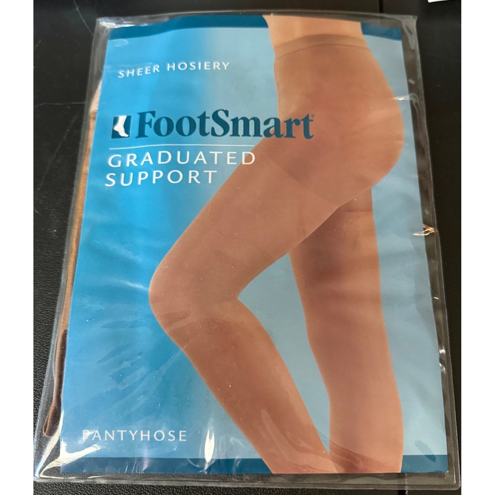 FootSmart Medium Pantyhose Beige Graduated Support 15-20 mmHg Sheer Hosiery NEW